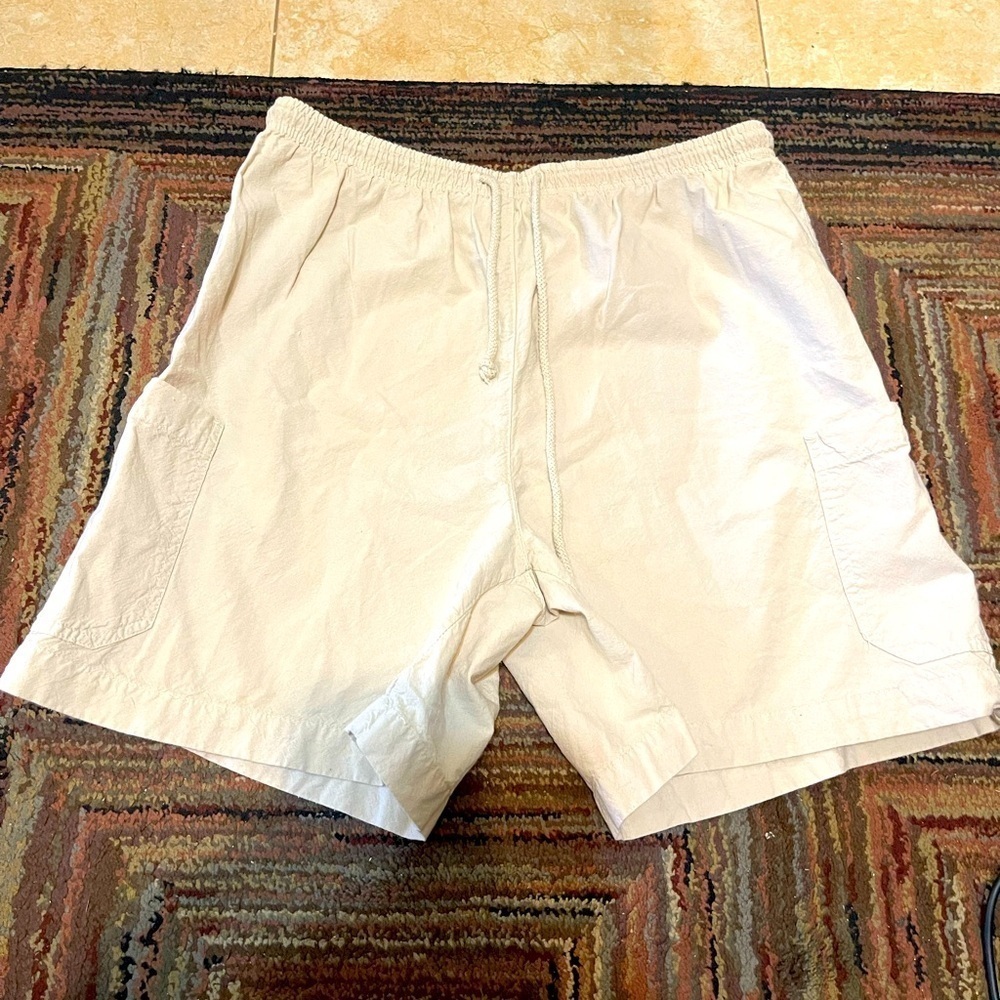 Dressbarn Walking Shorts Ivory Women's Size L Womens Pocket Comfort